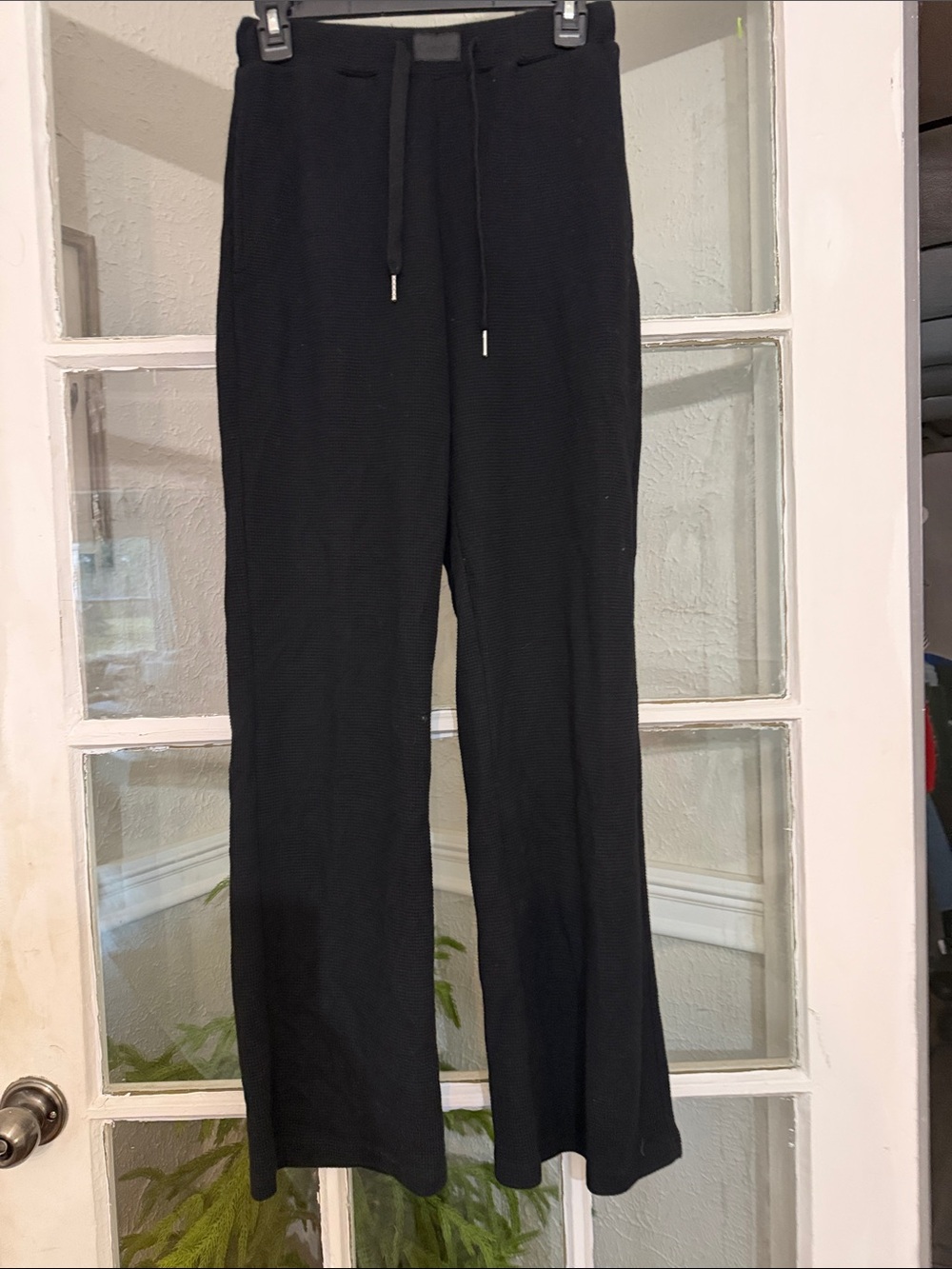 Comfrt Black Waffle Pants